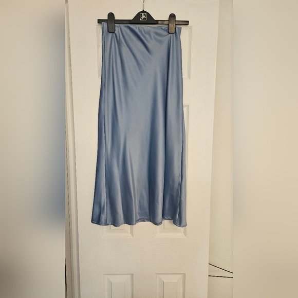 NWT Mari Silk Skirt - Picture 1 of 2